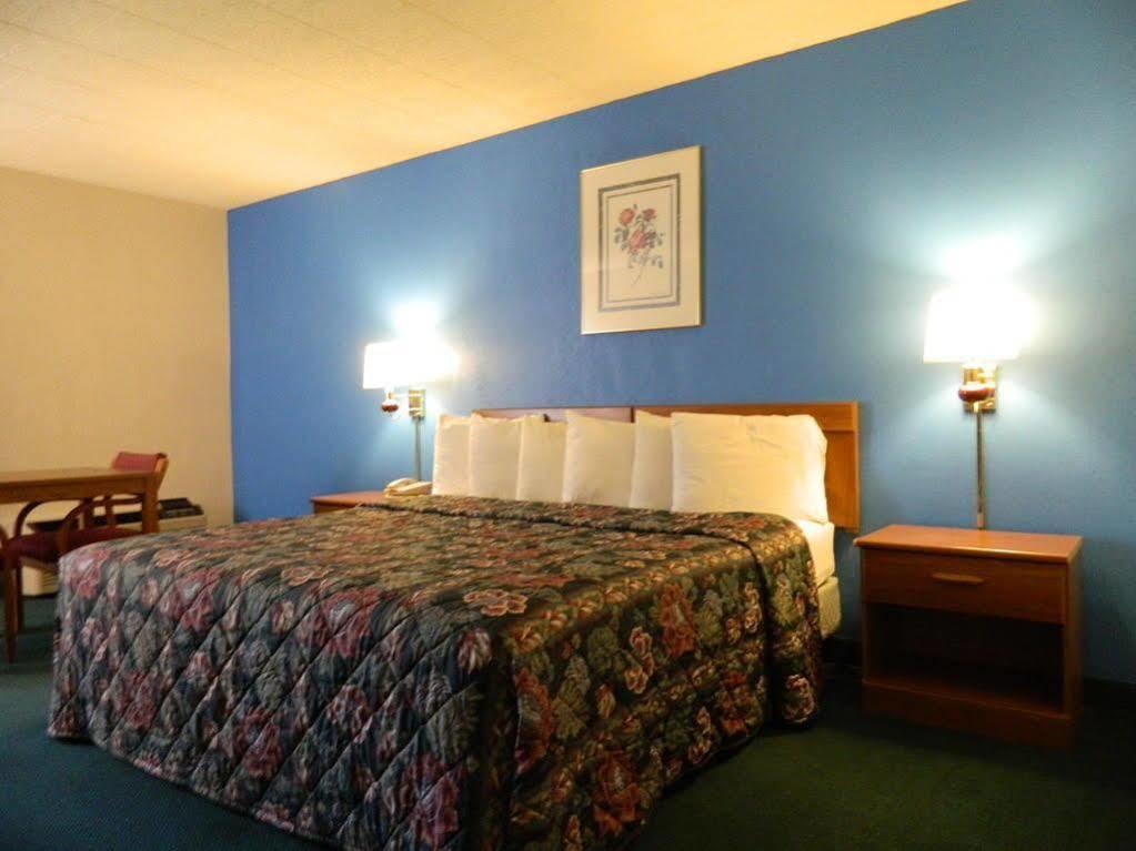 Motel 6-New Stanton, Pa Eksteriør billede